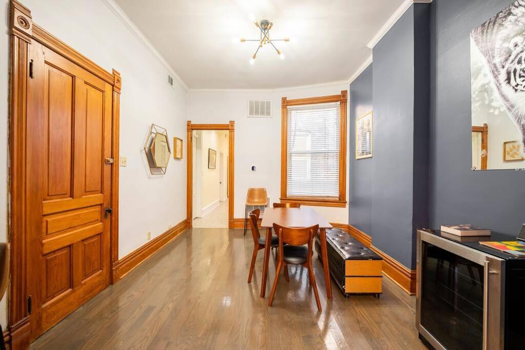 Lincoln Park 3 Bedroom Penthouse Chicago